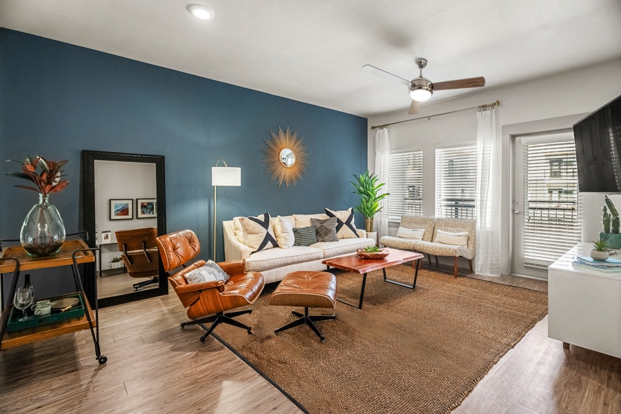 Larq Henderson is a similar property to Gallery at Turtle Creek Apartments located in Dallas